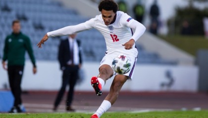 开云体育入口-近3个赛季五大联赛英格兰右后卫创造机会榜：阿诺德132次居首