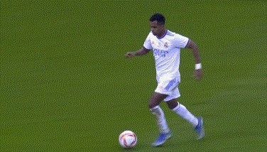 开云体育平台-【西超杯】魔笛+本泽马破门 皇马染红+扑点2比0夺冠